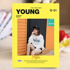 杂志册-通用版（YOUNG）简约黄色通用写真照片集生活相册